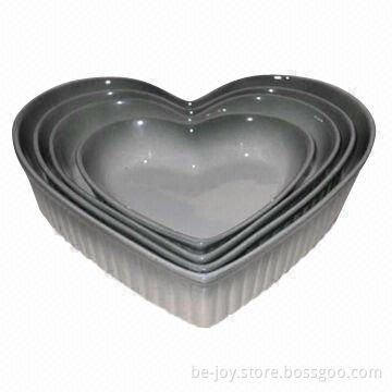 Heart-shaped Ceramic Plate, Various Colors are Available, OEM Orders are Welcome